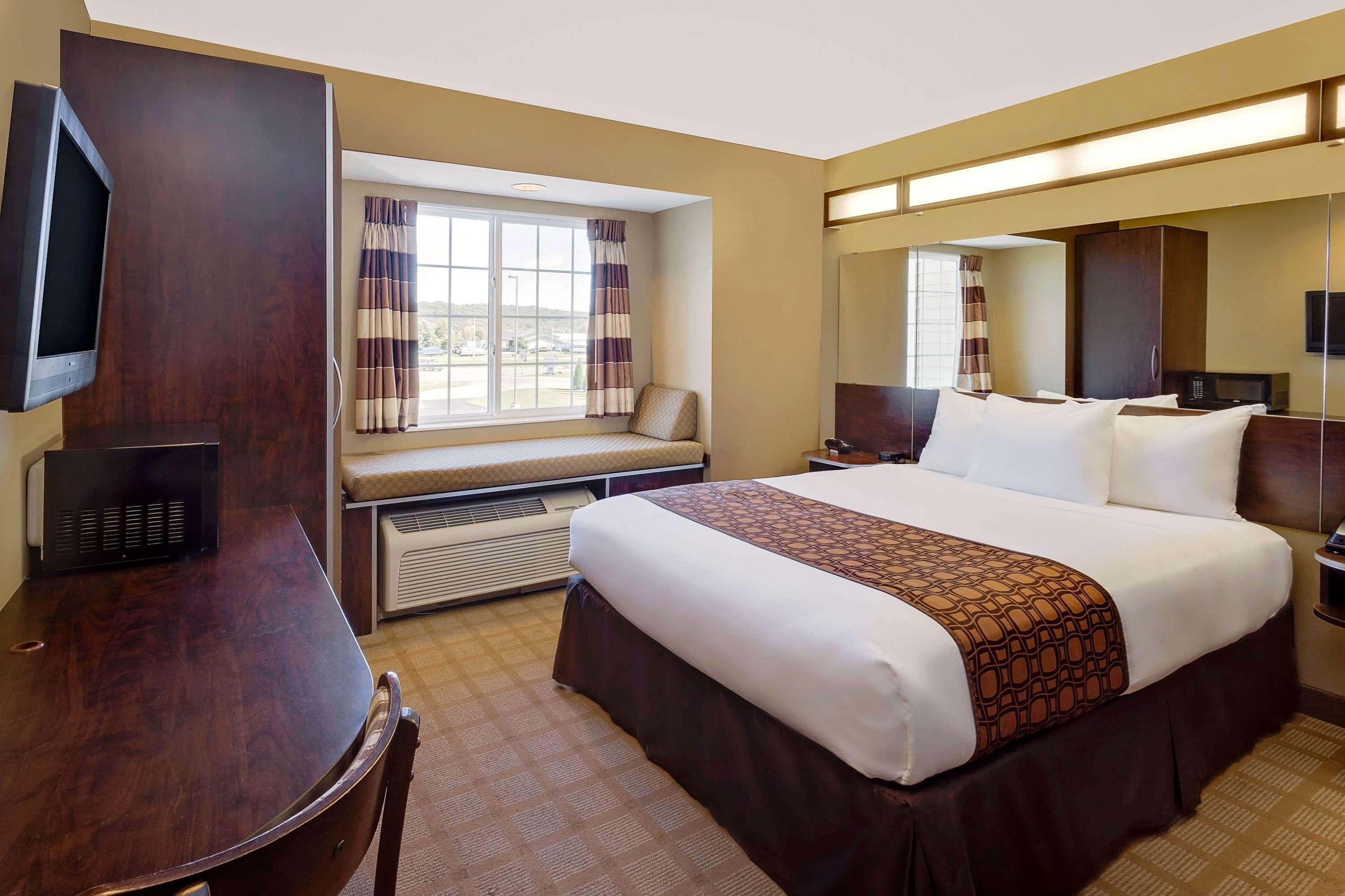 Microtel Inn & Suites By Wyndham Prairie Du Chien Prairie du Chien Exterior foto