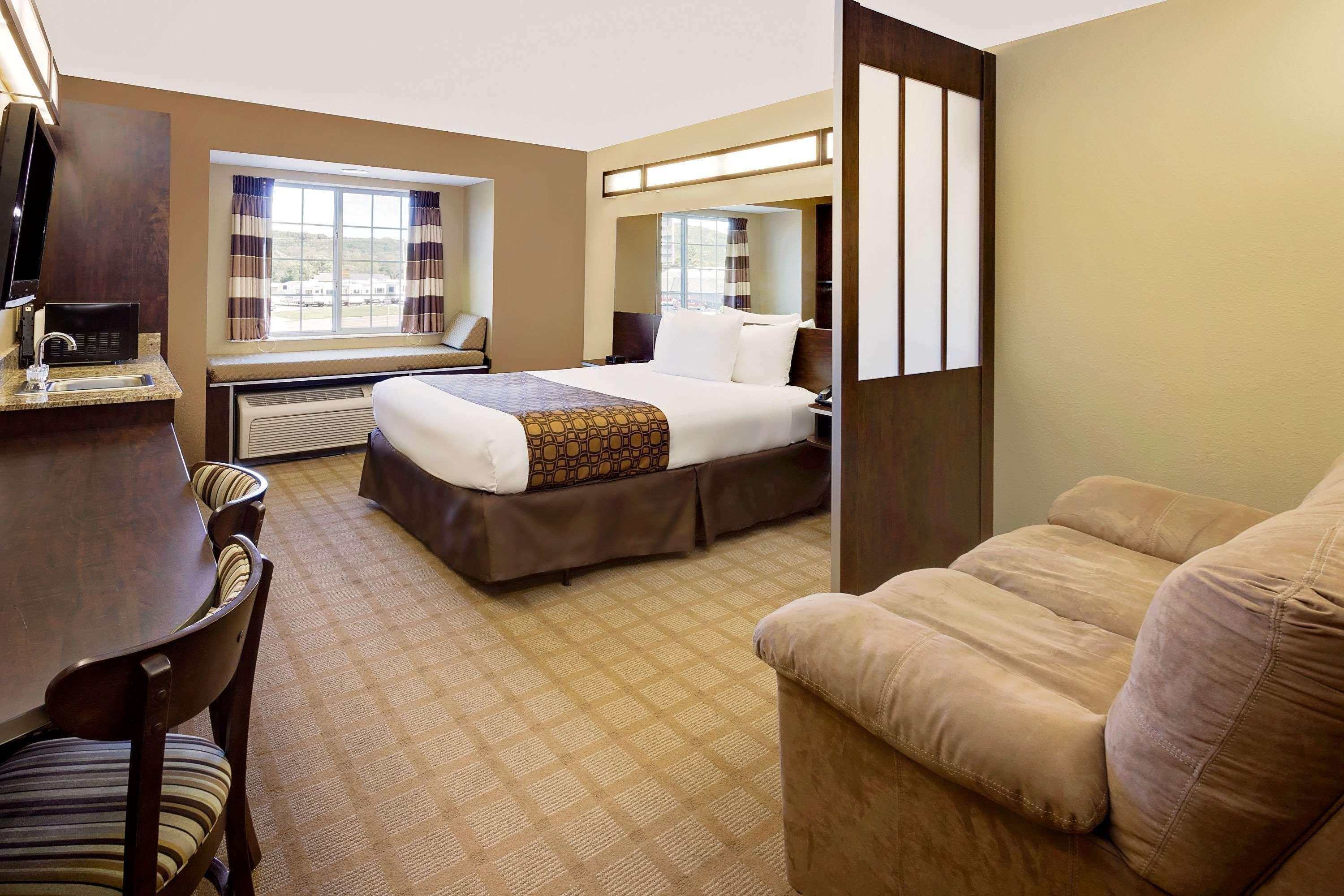 Microtel Inn & Suites By Wyndham Prairie Du Chien Prairie du Chien Exterior foto