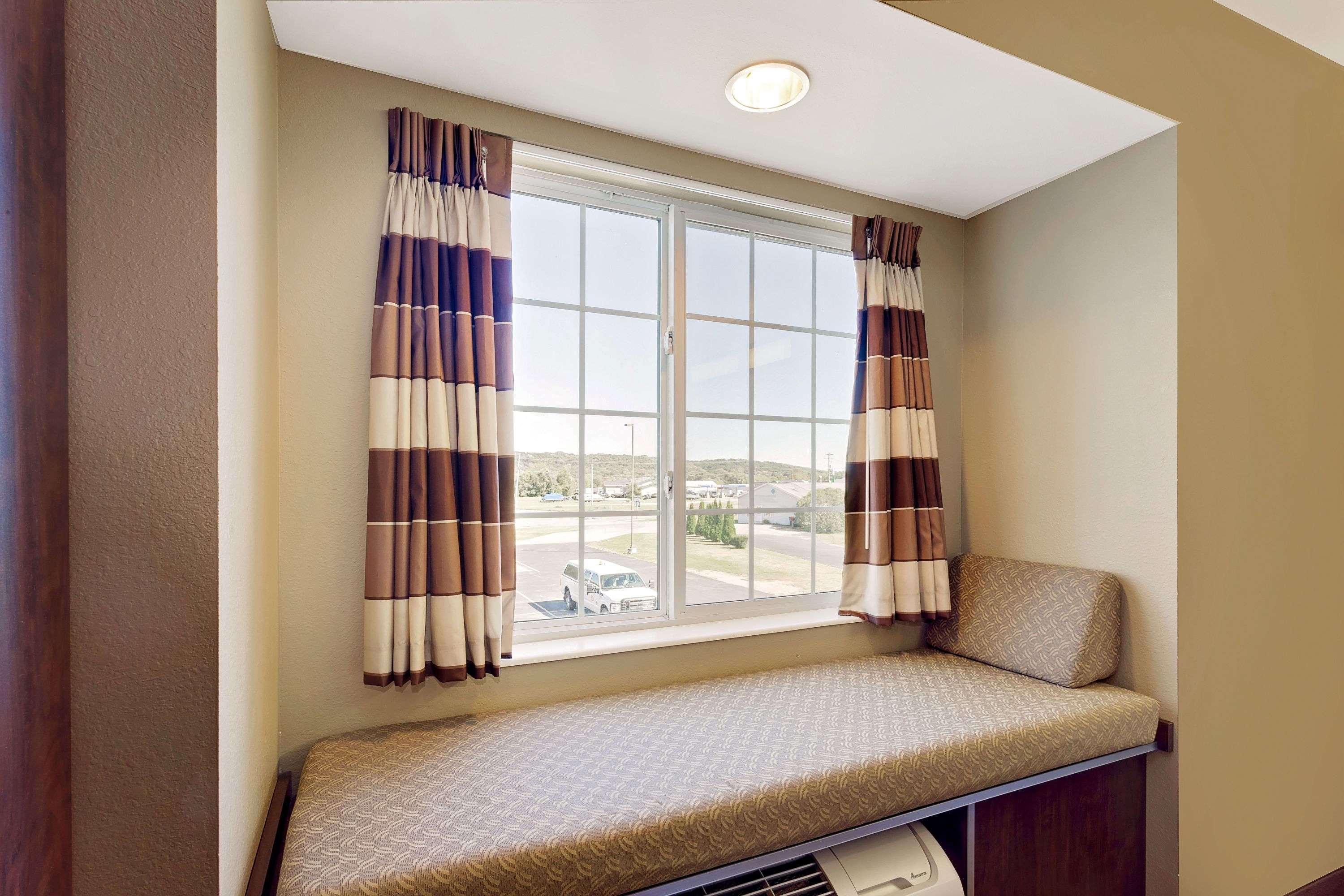 Microtel Inn & Suites By Wyndham Prairie Du Chien Prairie du Chien Exterior foto