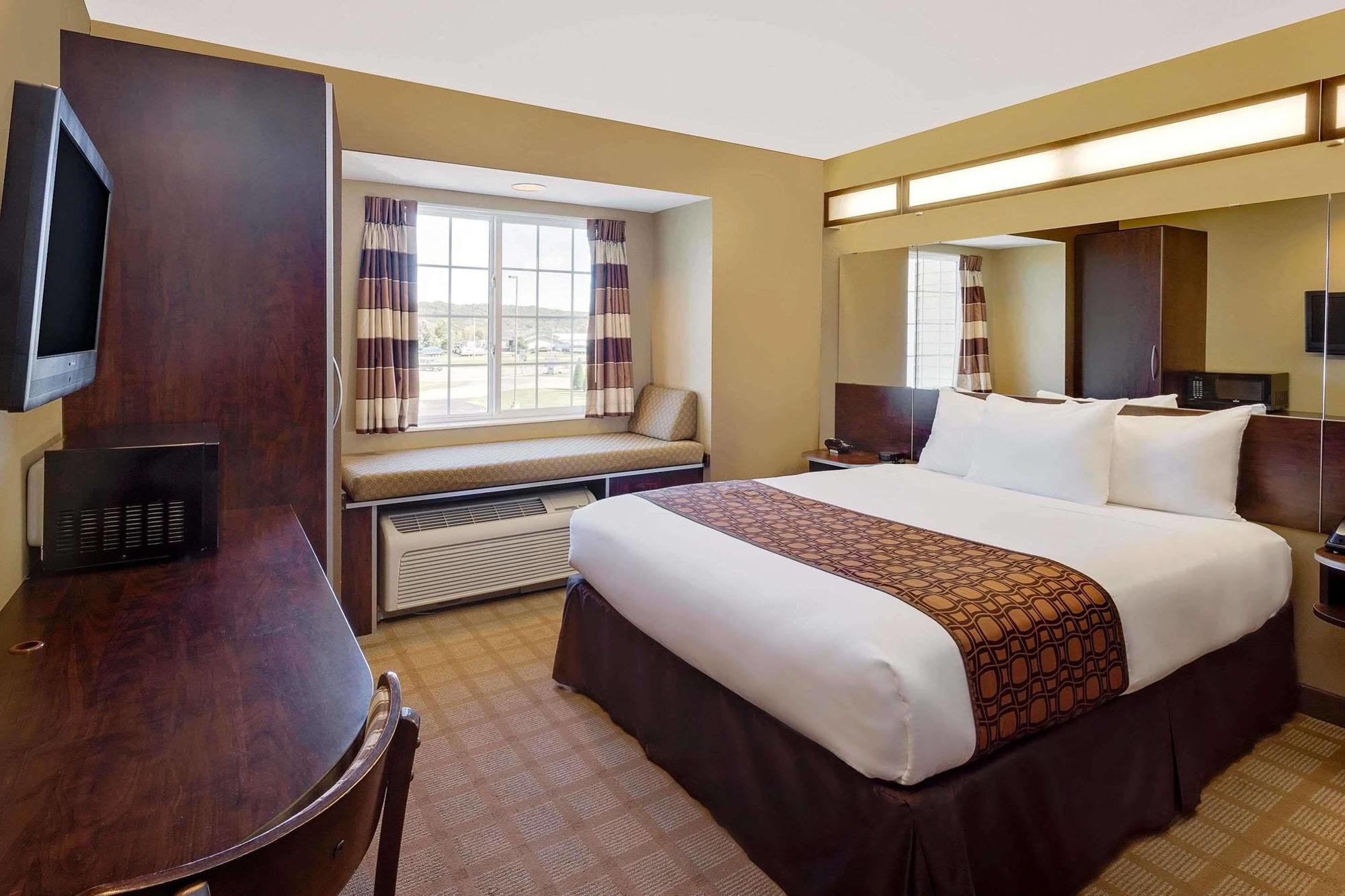 Microtel Inn & Suites By Wyndham Prairie Du Chien Prairie du Chien Exterior foto
